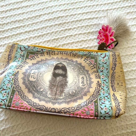 Papaya art small clutch feather design never used - Picture 1 of 1